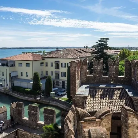 Palma - Piano Terra Con Piscina Sirmione